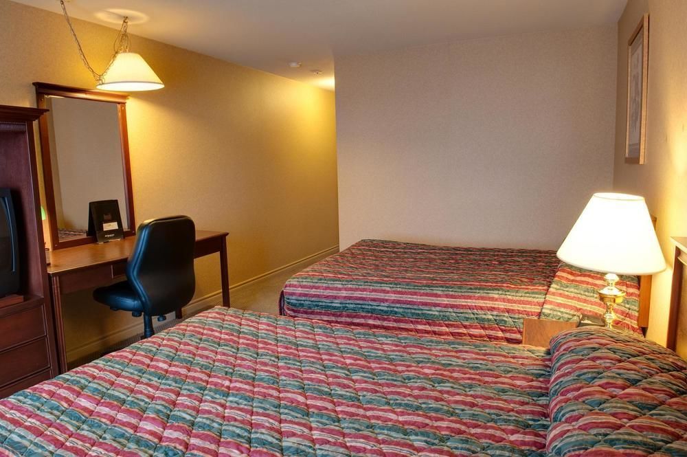Sandman Hotel Castlegar Exterior foto